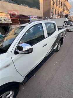 میتسوبیشی L200